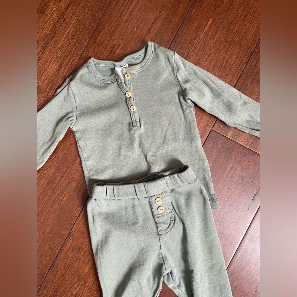 H&M 2 piece set
